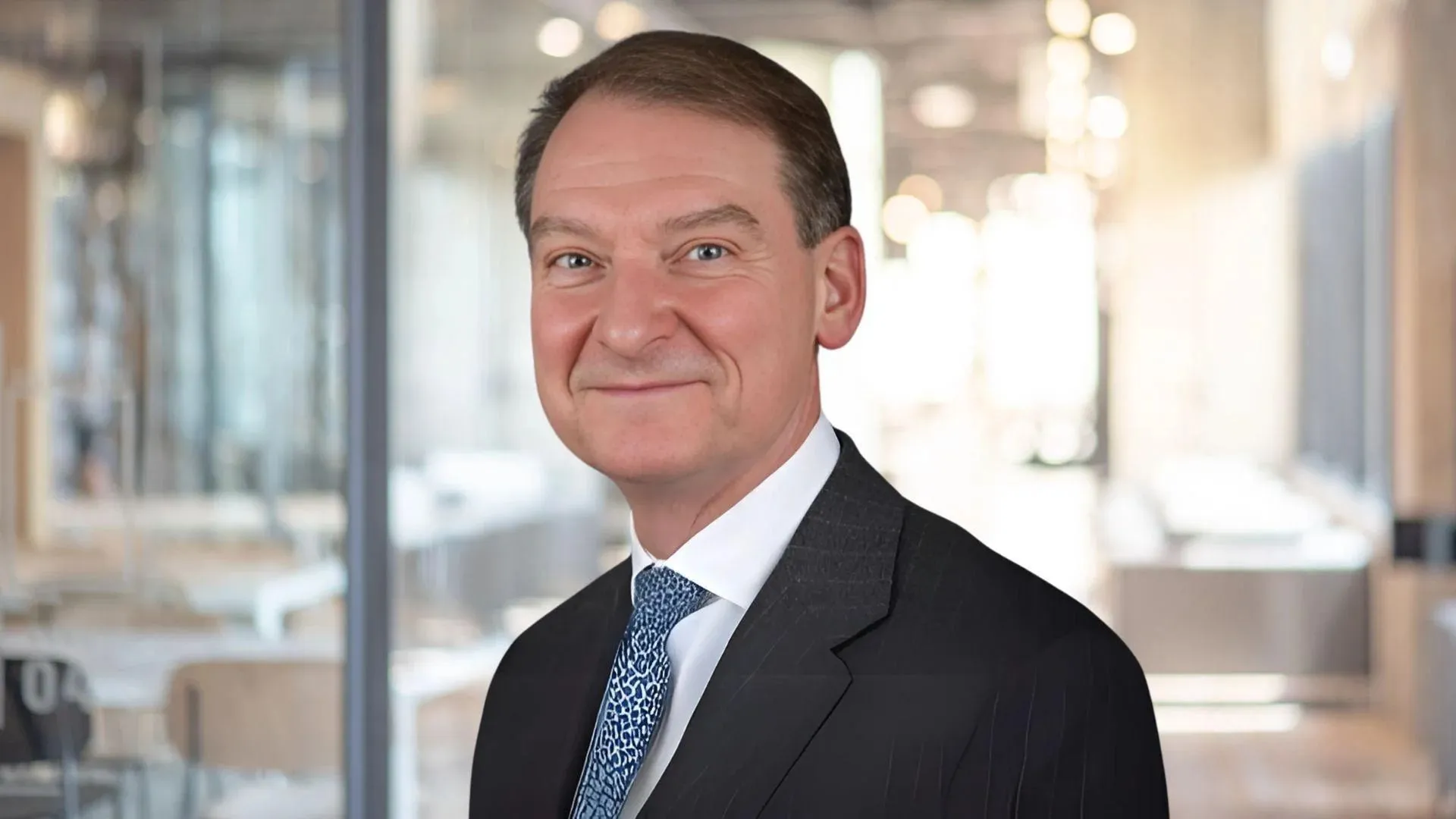 O presidente da SEC, Paul Atkins, revela sua visão para a regulamentação de criptomoedas enquanto a agência traça uma abordagem mais amigável aos ativos digitais