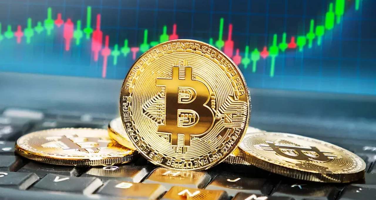 Bitcoin ensaia nova alta com sinais de corte de juros nos EUA