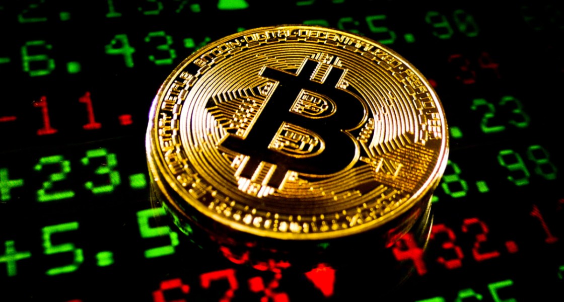 Bitcoin se mantém firme em meio ao otimismo dos mercados asiáticos e ambiente macroeconômico favorável