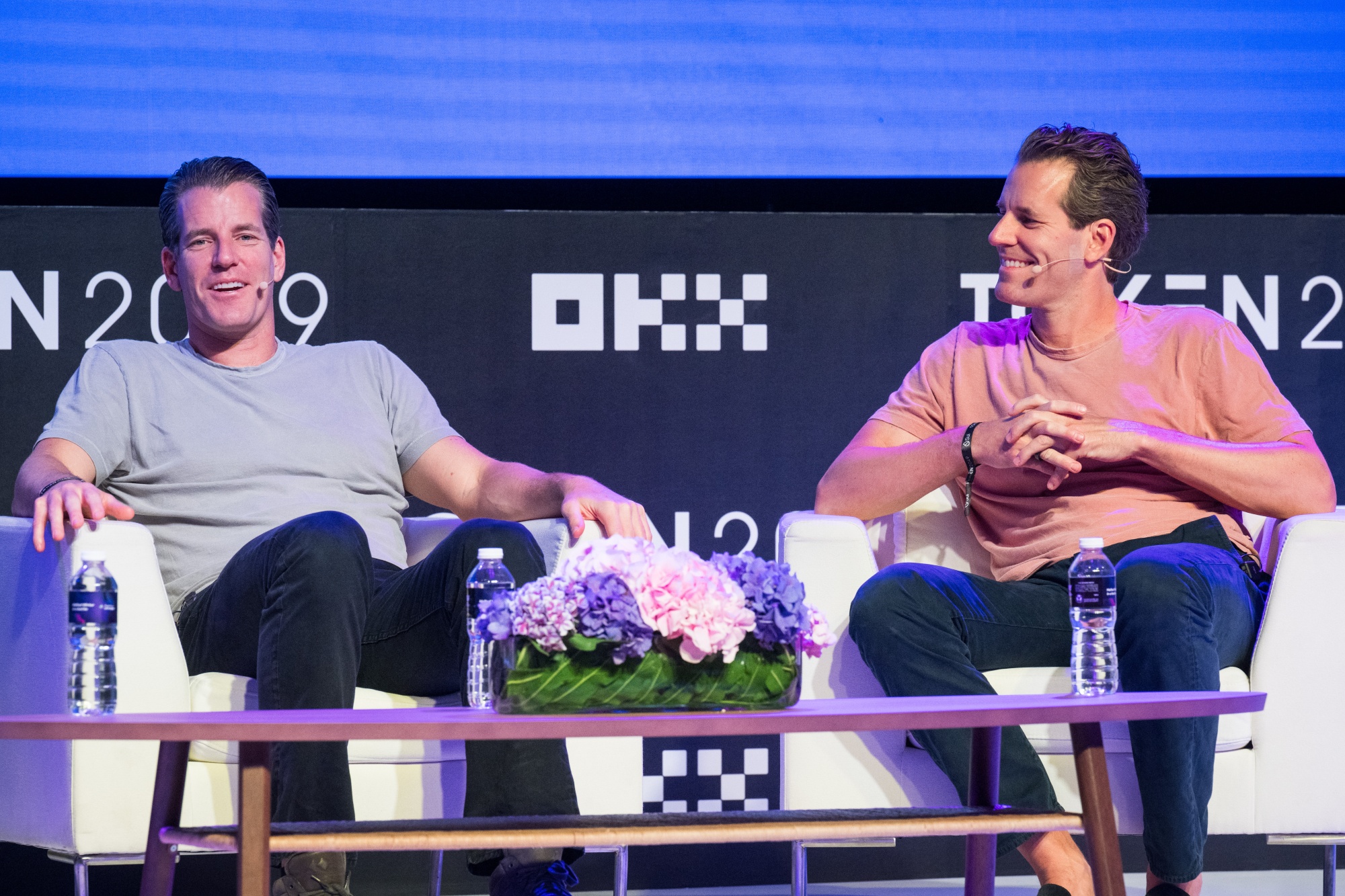 Troca de Ações: Winklevoss Levanta $425 Milhões com 15,2M de Ações