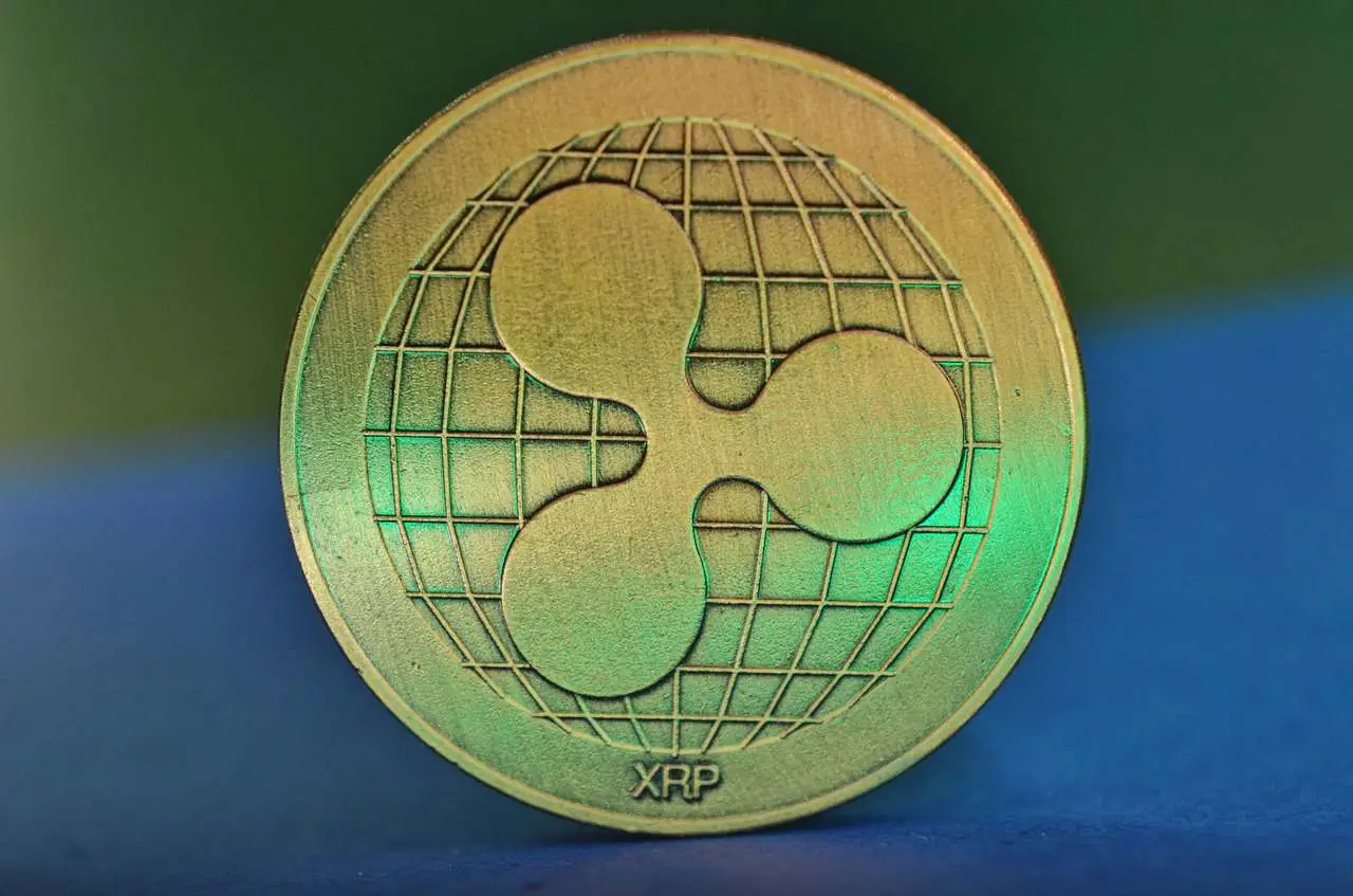 Depois que investidores aproveitaram a recente queda, a XRP está superando o Bitcoin e o Ether