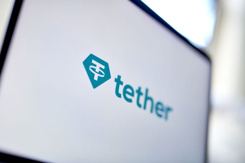 Super PAC associado à Tether efetua a primeira aquisição de anúncio de uma empresa criada pelo CEO da Tether nos Estados Unidos