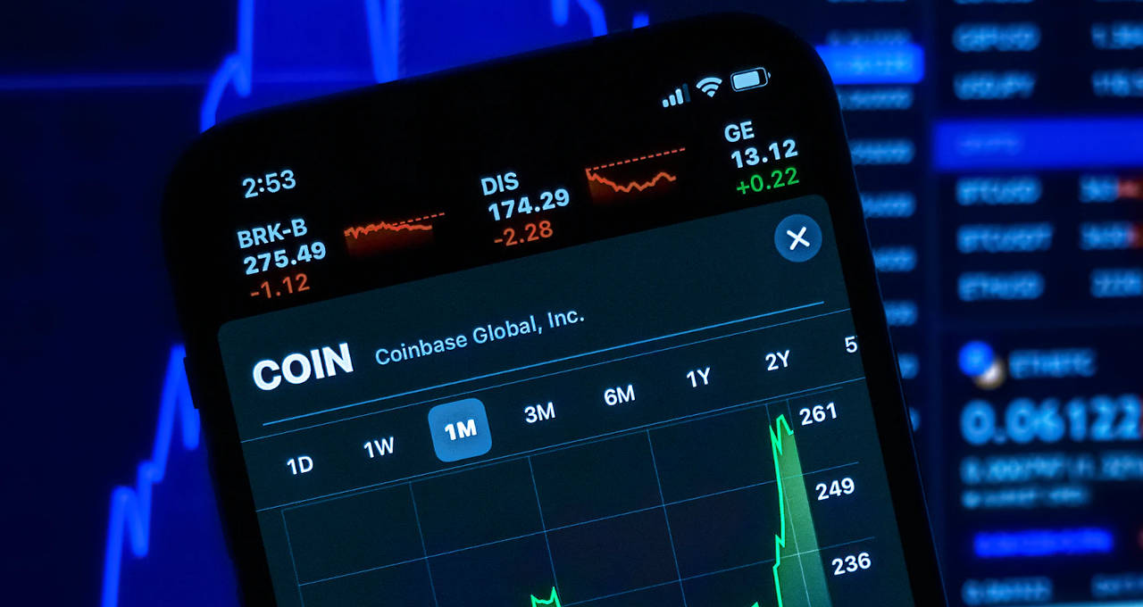 A Riot amplia a linha de crédito com a Coinbase em US$ 200 milhões, e a fragilidade do bitcoin pode indicar um aumento nas vendas