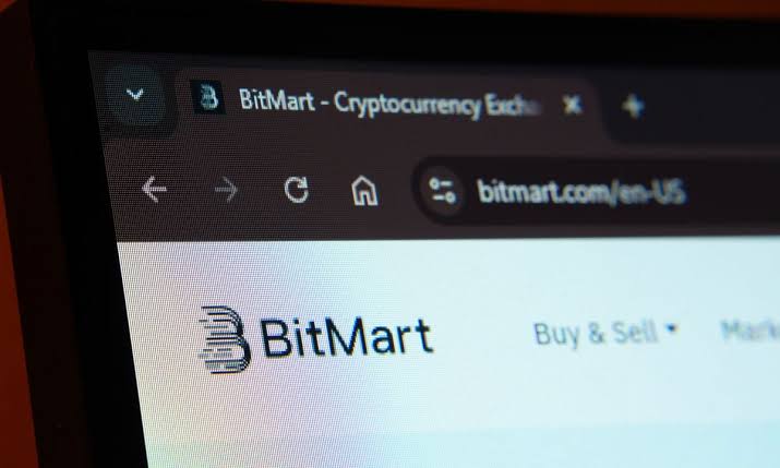 Após nove anos de operação, a exchange de criptomoedas BitMart encerrará suas atividades, e o token BMX sofreu uma queda de 58%