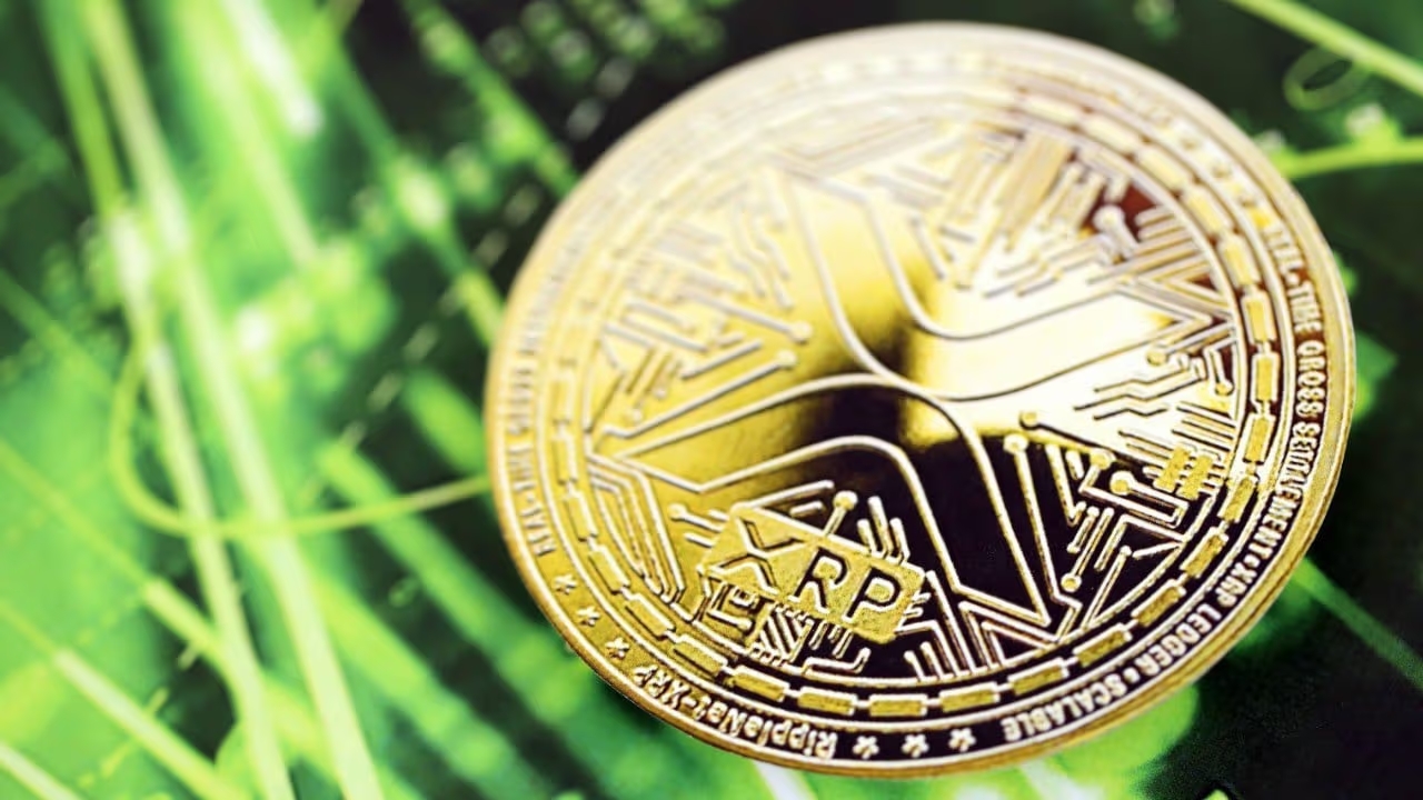 XRP aumenta 8% à medida que perdas de detentores em recorde indicam uma relação mais favorável entre risco e retorno para os compradores