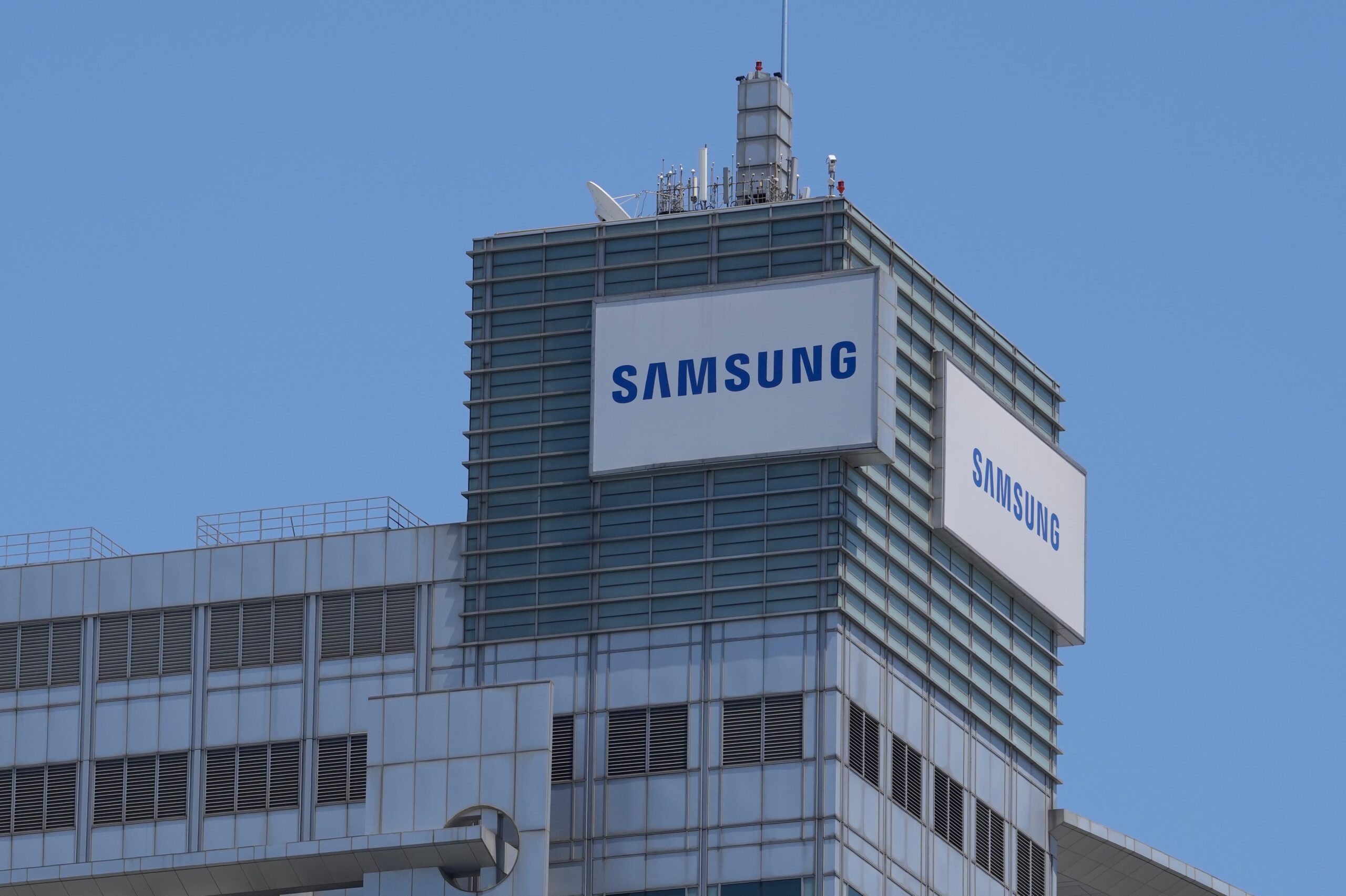 Analistas afirmam que a Samsung está pronta para se tornar uma distribuidora proeminente de stablecoins