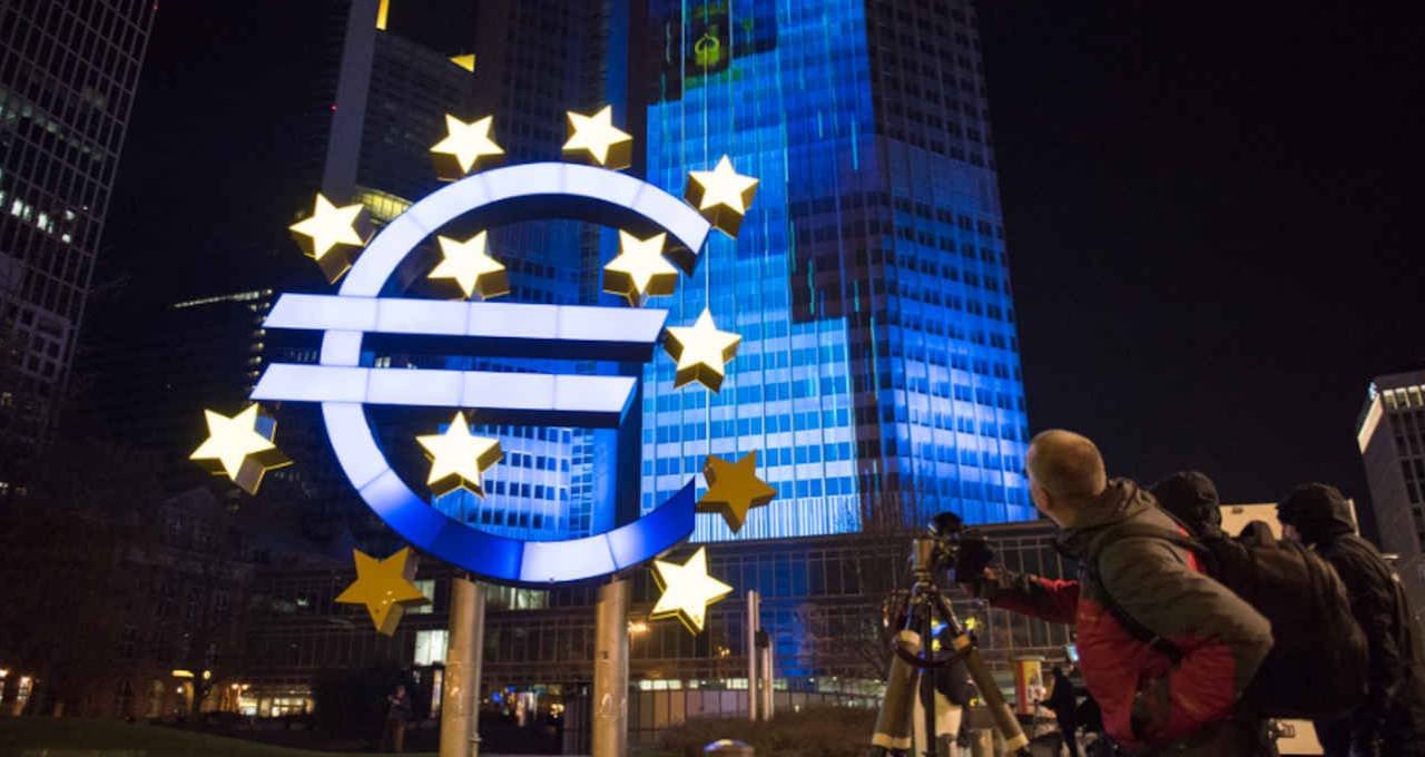 Bancos centrais europeus intensificam esforços para ampliar proibição de rendimento de stablecoins a empréstimos e staking em cripto