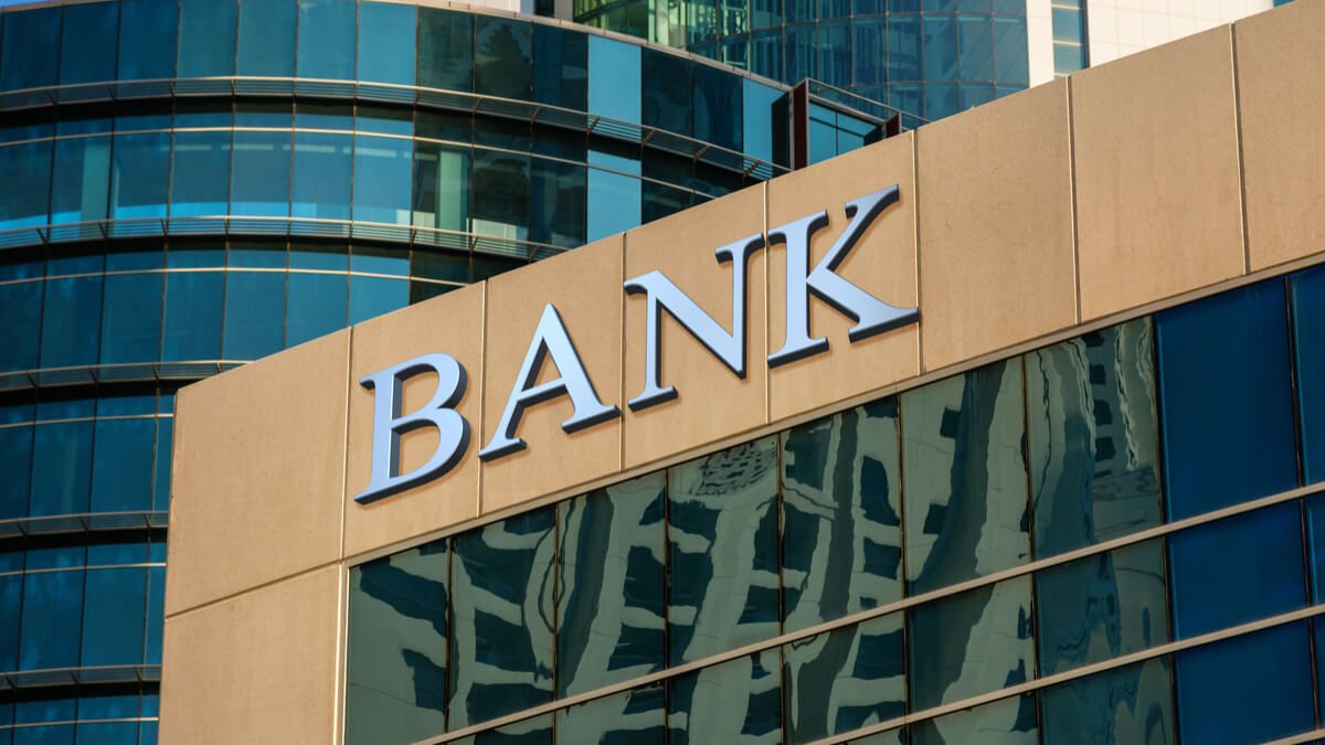 Empresa controladora da Kraken, Payward, será a primeira firma cripto a adquirir um banco na UE enquanto expande em depósitos e empréstimos